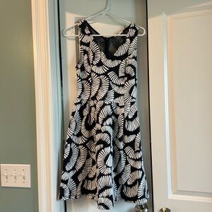 Black and White Sleeveless Dress